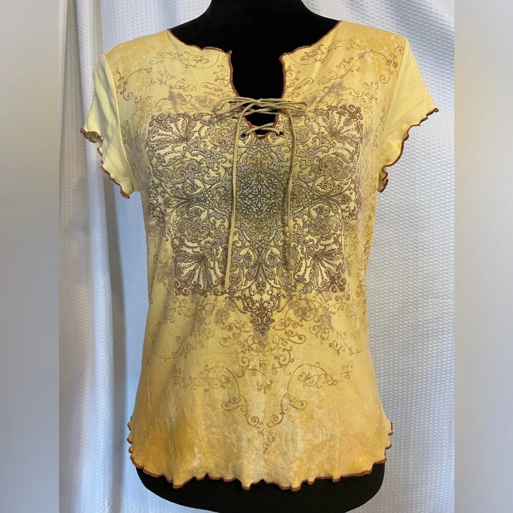 Tangents fairy boho V-neck Graphic Short Sleeve Yellow Tee T-shirt Size Medium